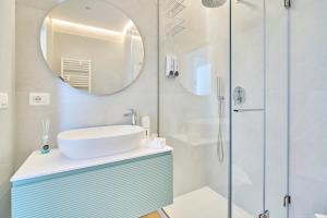 Bari Giannini1 Luxe Apartment