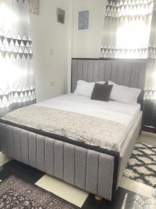 Studio apartment Mwenge