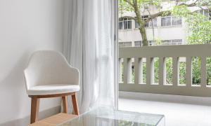 Tabas Lindo apê de 3 quartos em Ipanema IP0045