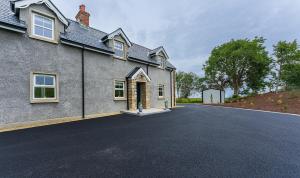 Moneen Mountain View