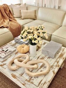 Steps to Beach & Alamitos Bay on LB Peninsula