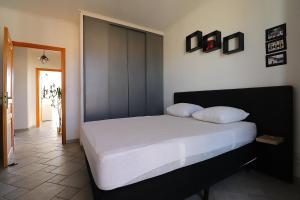 Appartements Spacieux Appartement Vue Mer et Montagne en dernier etage avec Terrasse - Parking et Wifi : photos des chambres