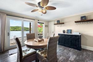 Lakeside Oasis - Room for 12