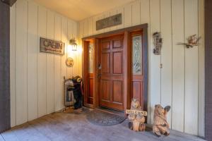 Fully Renovated 3Bd at Yosemites South Gate