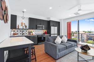 Modern Hill Country Condo for 4 with Resort Perks