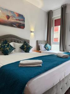 REHAN VENICE STATiON