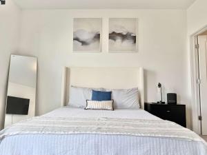 Spacious 2B2B Condo in ATL Free Street Parking 525Pkwy220