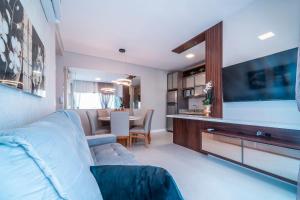 Apto 2 Suítes Próx. à Praia c Piscina