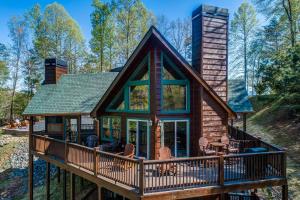 Your Get Away in Ellijay - River Resort with Hot Tub
