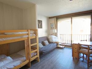 Résidence Bardeaux - Studio lumineux partiellement rénové, proche pistes et commerces MAE-1514