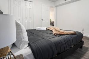 Cozy 2BR Entire Flat Near Downtown