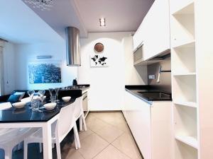 ComeCasa De Amicis Urban Flat near Duomo