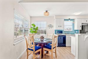 Tranquil Turquoise - Pet Friendly