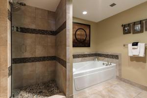 Sun Queen Suite - Feel like Royalty in Park City