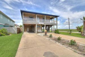 Spacious & Pet Friendly - Game Room Sleeps 10