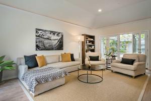 Montecito Retreat - Walk to Beach Near Downtown