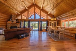 Maggies Cabin - Enjoy a Slice of Paradise in Rexford Montana