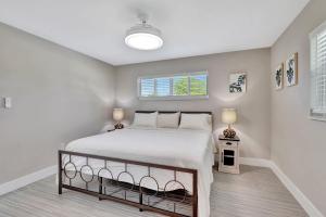 Sunshine Villa - with Private Pool