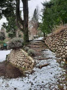 Casa Cabaña de Alquiler Turístico para Vacacionar con Familia o Amigos en San Martin de los Andes Capacidad 6 más 2 Personas