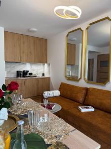 Cicha 12 18a2 Apartament The Royal Suite Górski z garażem podziemnym w centrum