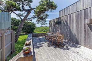 Grateful Getaway with Fireplace and Scenic Views