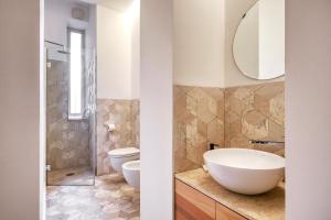 Cozy and bright apartment Viale Corsica