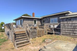 Ocean Bungalow - Tesla EV Station & Near Trails