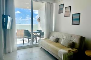 Flat pé na areia cvista 406B Branco Haus -MyFlats