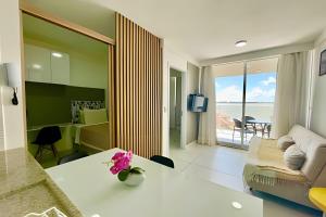 Flat pé na areia cvista 406B Branco Haus -MyFlats