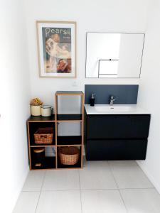 Petite dépendance terrasse proche centre