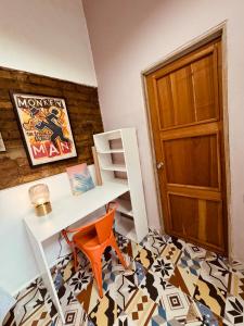 Moonshine Boutique Hostal