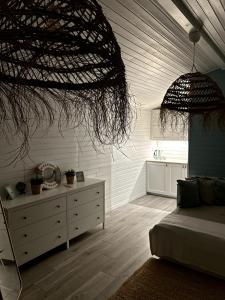 Villa Amistad in Fuengirola with private pool and sea views