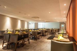 Beach Class Convention - Flats em Boa Viagem por Yolo