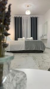 Rozafa Guest Room Center