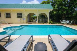 Aqua Bliss home by Bluescape