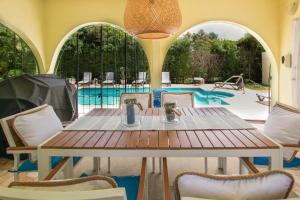 Aqua Bliss home by Bluescape