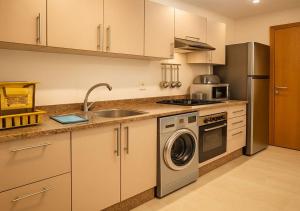 Opera Luxury Hivernage Stay Near Restaurants & Shopping