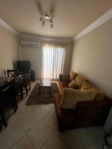 Sea-poolside Lasirena Chalet in An Sokhna