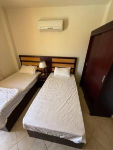 Sea-poolside Lasirena Chalet in An Sokhna