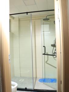 Blume Homes - One bedroom apartment in Westlands - Short walk to Sarit and Westgate Mall