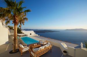 Villa Aura Santorini Greece