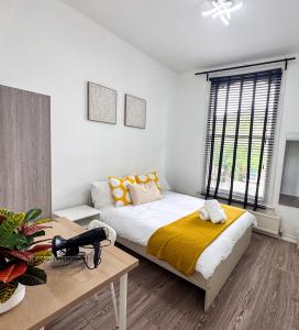 2 Bed - Self Check-In - Free WiFi - Sleeps 6 - Finsbury Park - AFC