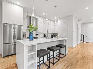 Lux 6BR 2Game Rooms Dallas