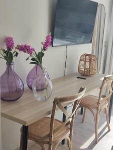 124 Spacious studio with a view