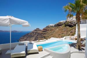 Villa Aura Santorini Greece