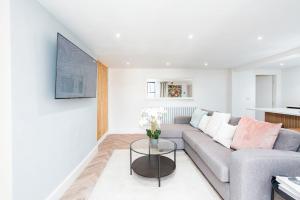 2 Bedroom, 2 Bathroom Apartment, Close to MCR City Centre