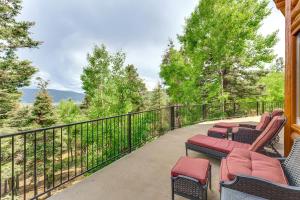 Secluded Angel Fire Retreat: Deck + Stunning View!
