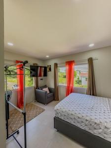 Azahyah Lumiere Suite - 12min from UVF Airport - Ubytování bez kategorie ve městě Vieux Fort
