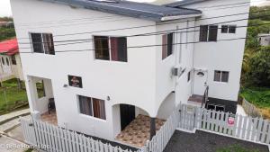 Villa Opulence - 12min from UVF Airport - Ubytování bez kategorie ve městě Vieux Fort