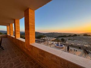 منتجع تل الربيع - Tal Al-Rabi Resort